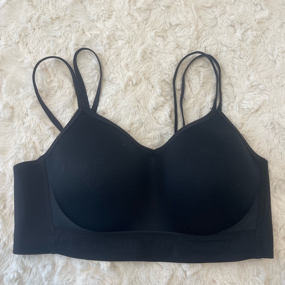 Black Nike sports bra